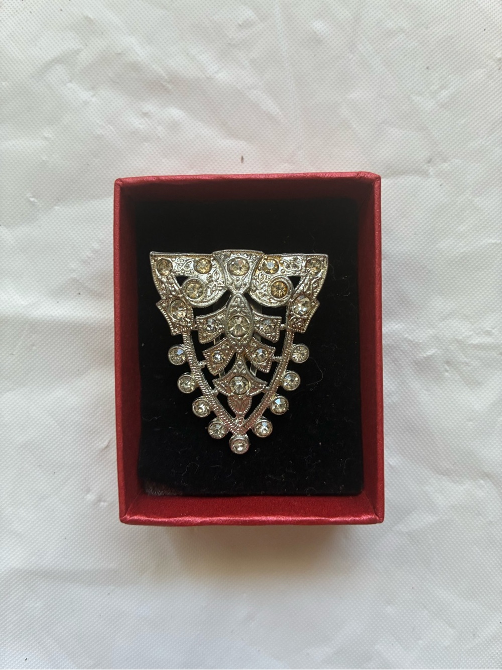 Silver Crystal Fan-Shaped Vintage-Inspired Brooch - Women Jewelry